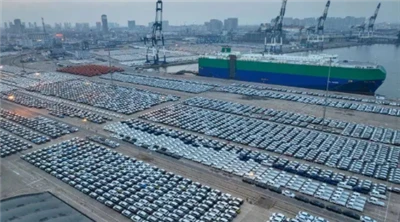 Pralenks Japoniją! Automobilių eksporto apimtis yra pirmoji